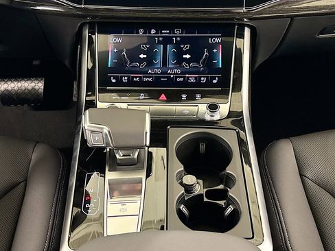 New 2025 Audi Q7 3.0T Premium Plus image 13