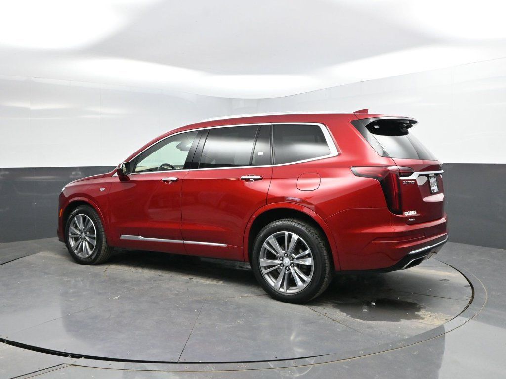 Used 2021 Cadillac XT6 Premium Luxury w/ Platinum Package AWD/4WD image 5