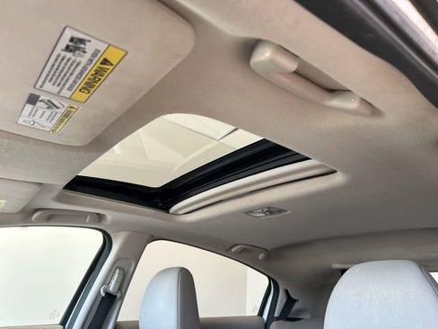 Used 2017 Honda HR-V EX image 14