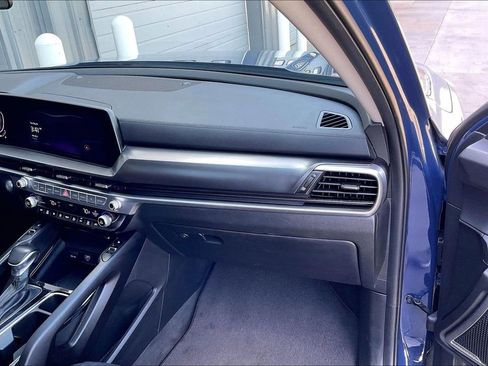 Used 2025 Kia Telluride S FWD image 15