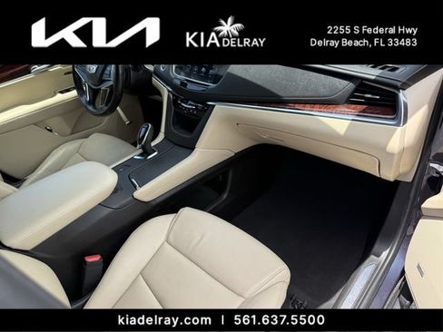 Used 2019 Cadillac XT5 Luxury FWD image 11