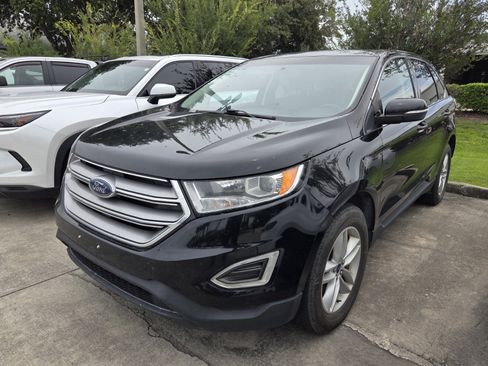 Used 2017 Ford Edge SEL w/ Equipment Group 201A AWD/4WD image 3