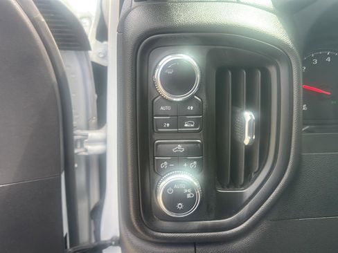Used 2024 GMC Sierra 1500 Pro w/ Pro Value Package AWD/4WD image 14