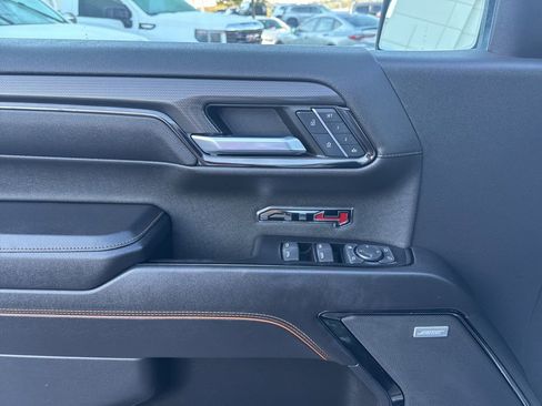 Used 2023 GMC Sierra 1500 AT4 w/ AT4 Preferred Package image 11