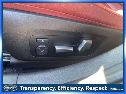 Used 2023 BMW M340i xDrive image 18