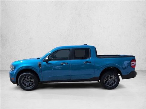New 2025 Ford Maverick XLT image 9
