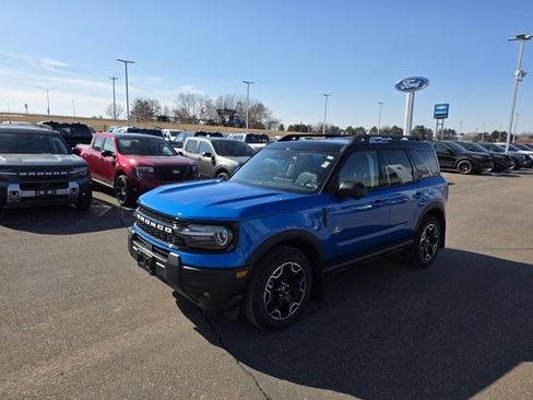 Used 2025 Ford Bronco Sport Outer Banks w/ Outer Banks Tech Package+ image 3