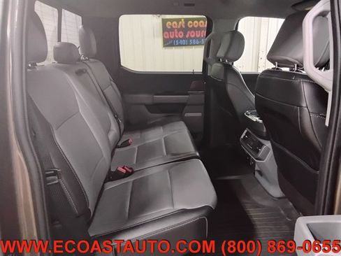 Used 2021 Ford F150 Lariat w/ Equipment Group 502A High AWD/4WD image 15