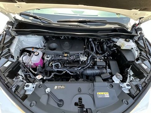 Used 2026 Toyota Sienna XLE FWD image 34