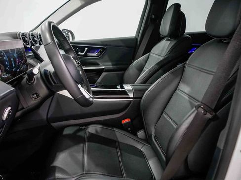 Certified 2024 Mercedes-Benz GLC 300 image 16