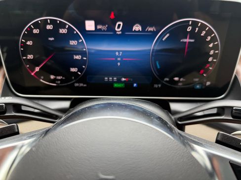 Used 2026 Mercedes-Benz GLC 350e 4MATIC image 18