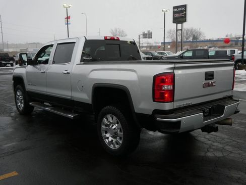Used 2019 GMC Sierra 2500 Denali w/ Duramax Plus Package image 5