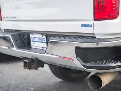 Used 2022 Chevrolet Silverado 3500 LT w/ Convenience Package image 6