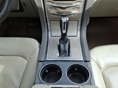 Used 2015 Lincoln MKX AWD w/ Equipment Group 102A image 23