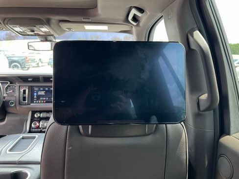 Used 2021 GMC Yukon Denali RWD image 8