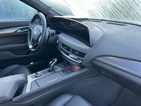 Used 2025 Cadillac CT5 Premium Luxury w/ Sun And Sound Package AWD/4WD image 10