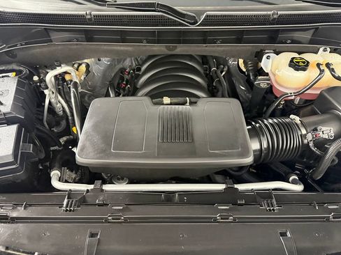 Used 2025 GMC Yukon Denali AWD/4WD image 32