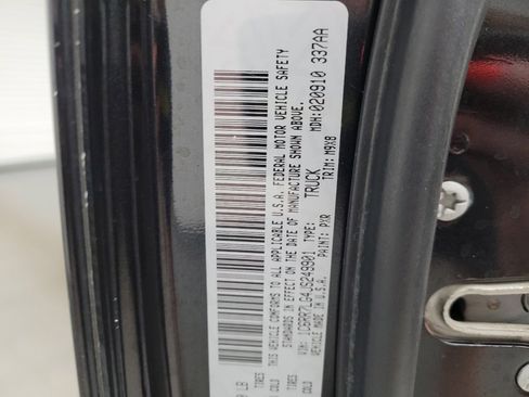 Used 2018 RAM 1500 Big Horn AWD/4WD image 33