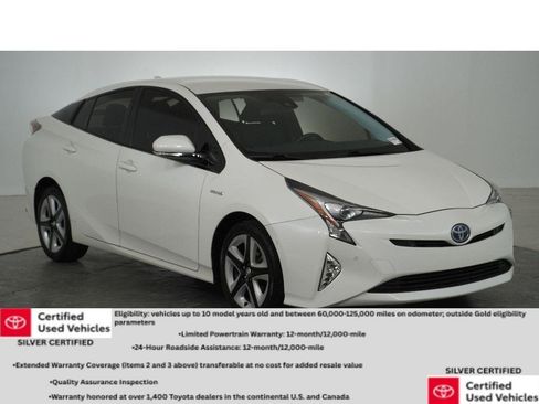 Certified 2017 Toyota Prius Three Touring FWD image 1