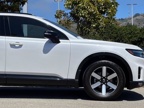 Used 2024 Honda Prologue Touring image 36