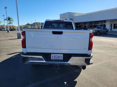 Used 2024 Chevrolet Silverado 2500 LT image 6