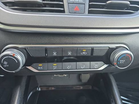 Used 2024 Nissan Altima 2.5 SR FWD image 4
