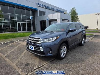 Used 2017 Toyota Highlander Limited