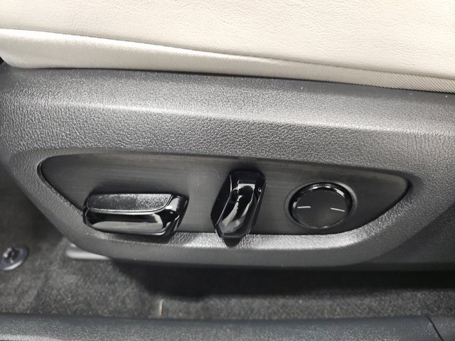 Used 2023 Lexus RX 350 Premium Plus w/ Accessory Package AWD/4WD image 15