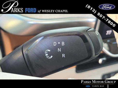 Used 2025 Volkswagen ID. Buzz 1st Edition AWD/4WD image 27
