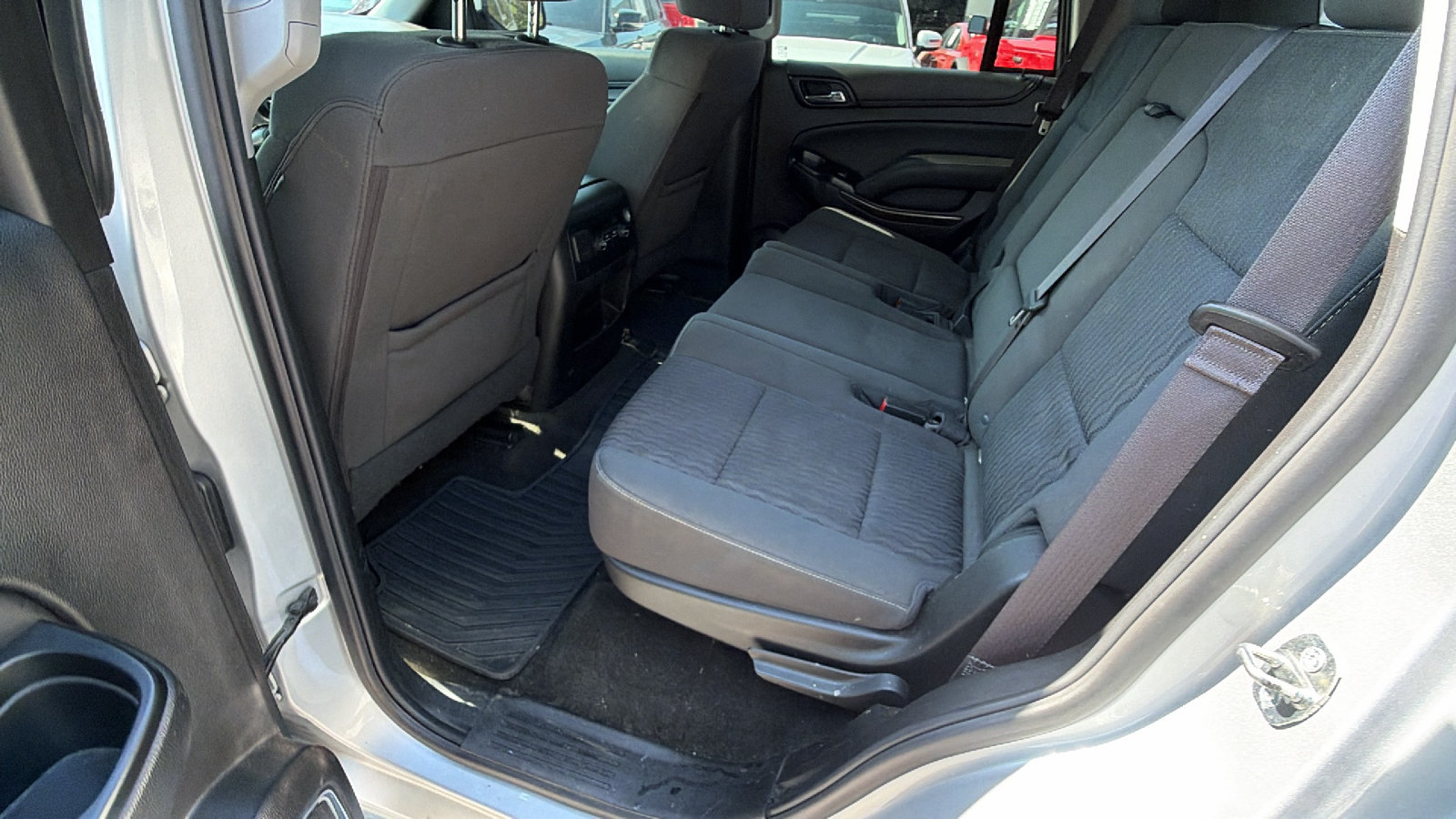 Used 2017 Chevrolet Tahoe LS w/ All-Season Package RWD image 24