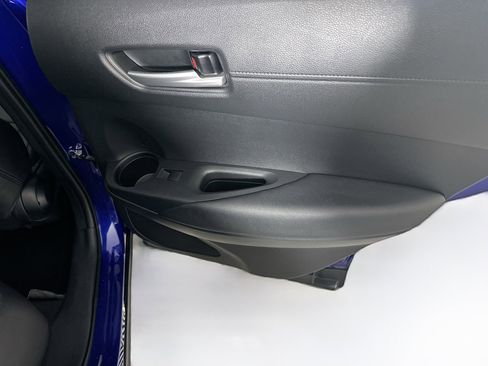 Used 2024 Toyota Corolla Cross XLE image 30