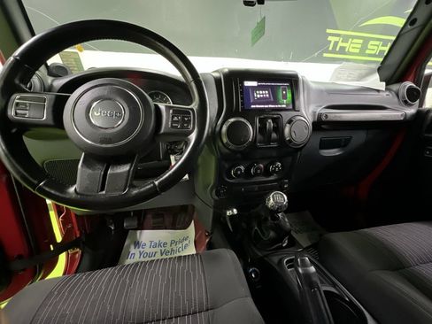 Used 2012 Jeep Wrangler Sport AWD/4WD image 18