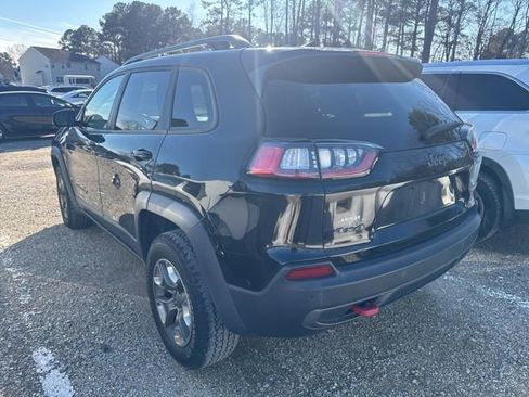 Used 2019 Jeep Cherokee Trailhawk image 6