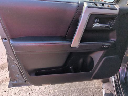 Used 2020 Toyota 4Runner Limited image 10