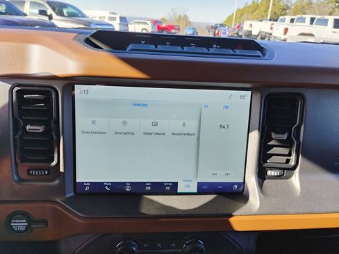 Used 2024 Ford Bronco Outer Banks w/ Sasquatch Package image 32