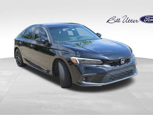 Used 2022 Honda Civic Sport Touring image 3