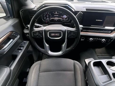 Used 2024 GMC Sierra 1500 Elevation AWD/4WD image 6