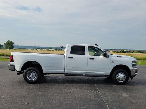 New 2026 RAM 3500 Tradesman AWD/4WD image 6