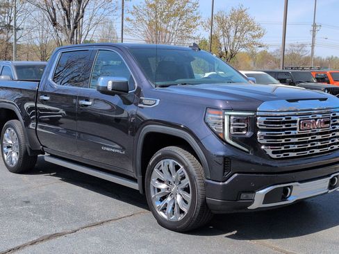 Certified 2025 GMC Sierra 1500 Denali w/ Denali Reserve Package image 2