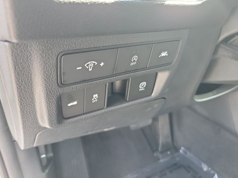 Used 2023 Hyundai Sonata SE FWD image 23