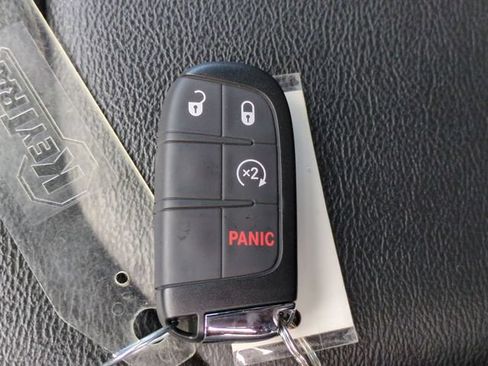Used 2024 Jeep Compass Limited AWD/4WD image 33
