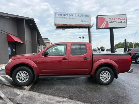 Used 2019 Nissan Frontier SV AWD/4WD image 2