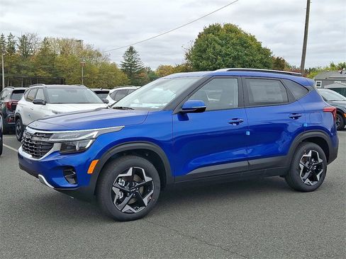 New 2026 Kia Seltos S image 2