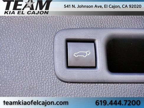 Used 2021 Toyota Highlander XLE image 14