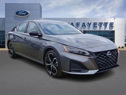 Used 2024 Nissan Altima 2.5 SR