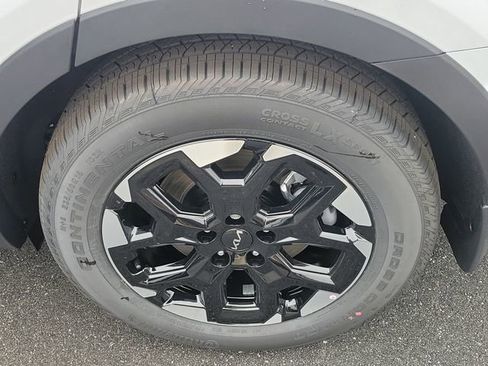 New 2026 Kia Sorento S w/ S Panoramic Sunroof Package image 7