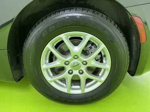 Used 2022 Chrysler Voyager LX image 14