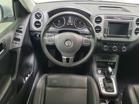 Used 2017 Volkswagen Tiguan Wolfsburg Edition FWD image 14