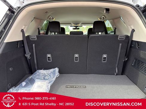 New 2026 Nissan Pathfinder SL FWD image 33