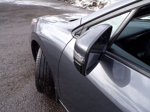 Used 2024 Subaru Legacy Premium image 3